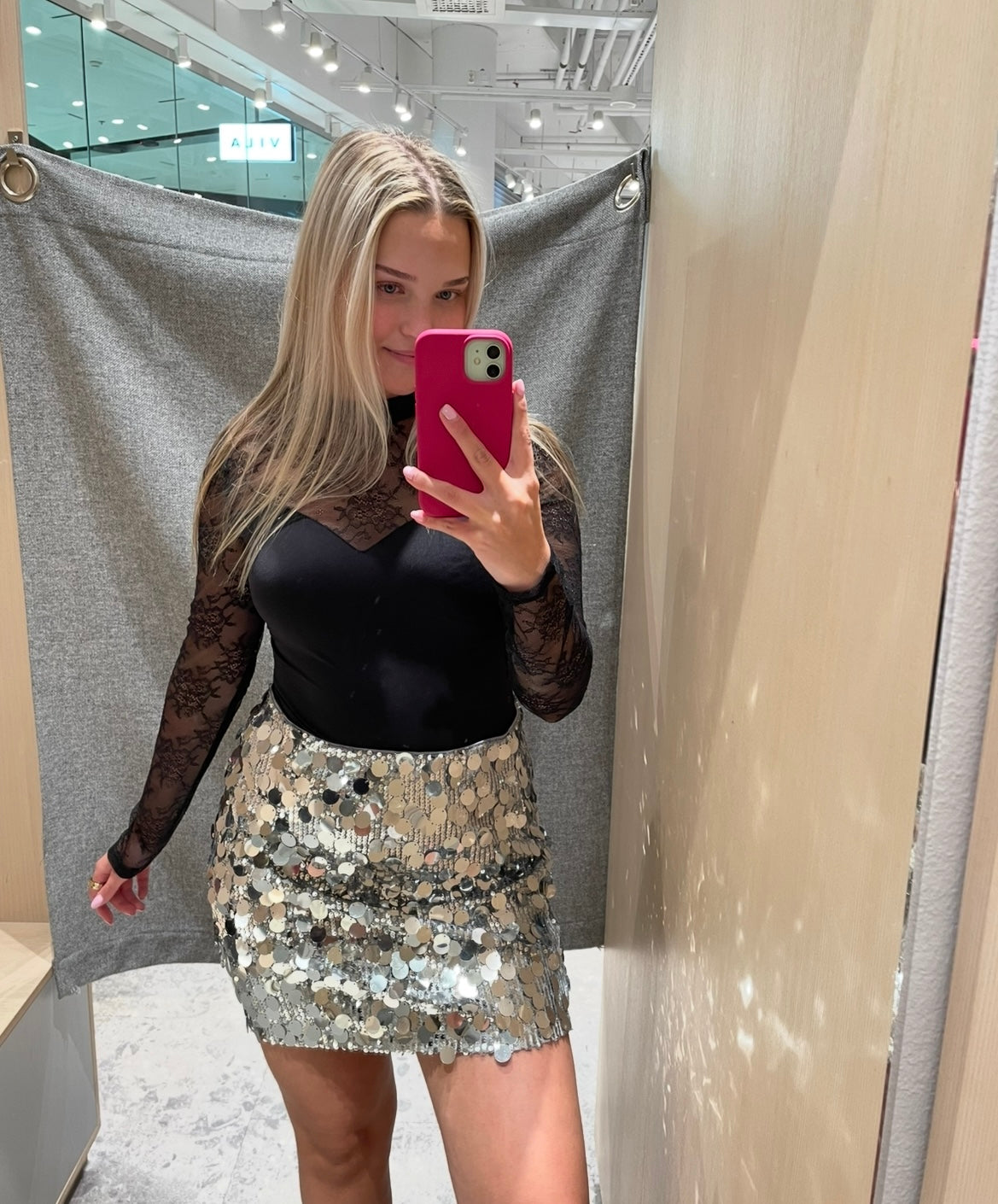 VICHAYA Short Skirt - Silver